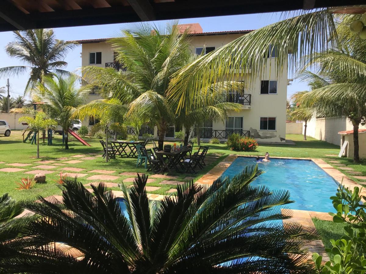 Apartamento com vista para o mar, piscina , deck , playground e estacionamento . Taíba Exterior foto